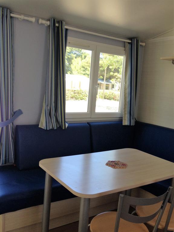 Mobil Home De Patricia Et Franck 나르본플라제 외부 사진